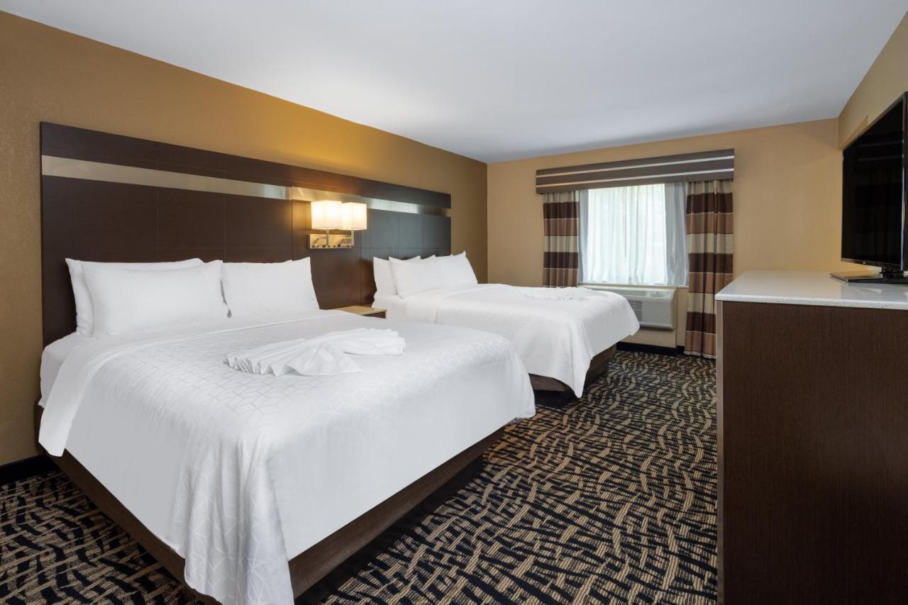 Holiday Inn Poughkeepsie By Ihg Exterior photo